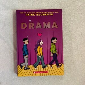 Drama book by Raina Telgemeir